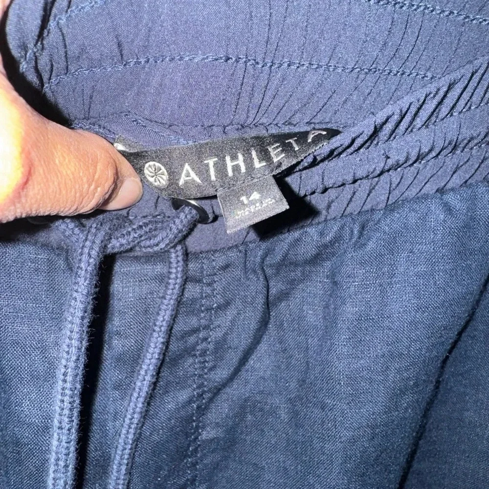 Athleta Navy Blue Drawstring Casual Shorts